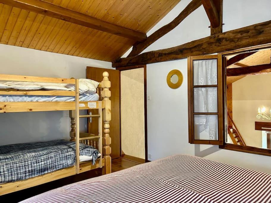 Maison Paisible Avec Lac Prive Secondigny Exteriér fotografie